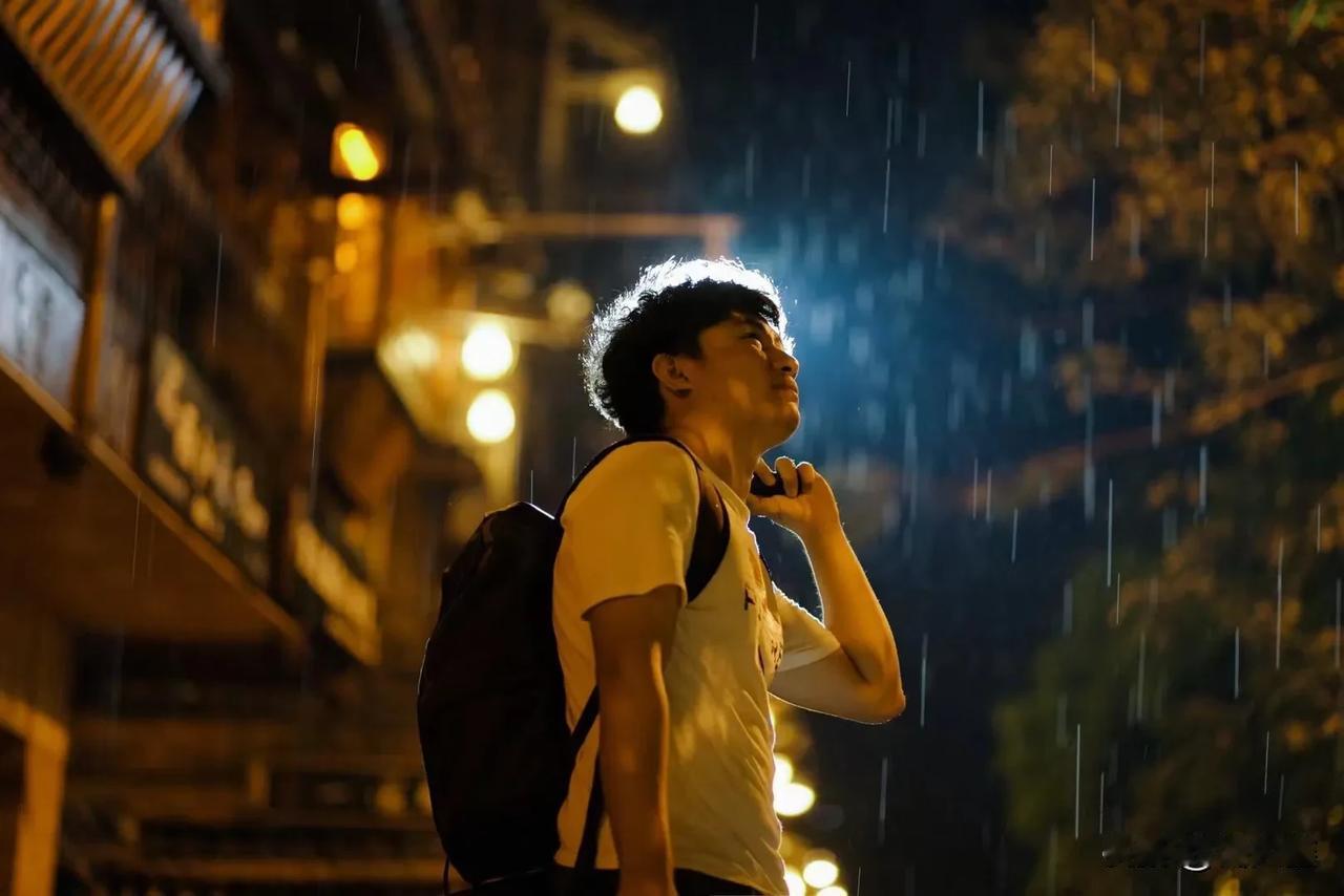 晚上烤羊肉，洛阳市龙门大道花园村路口，本地粉丝速来，请大伙吃肉！晚上7点