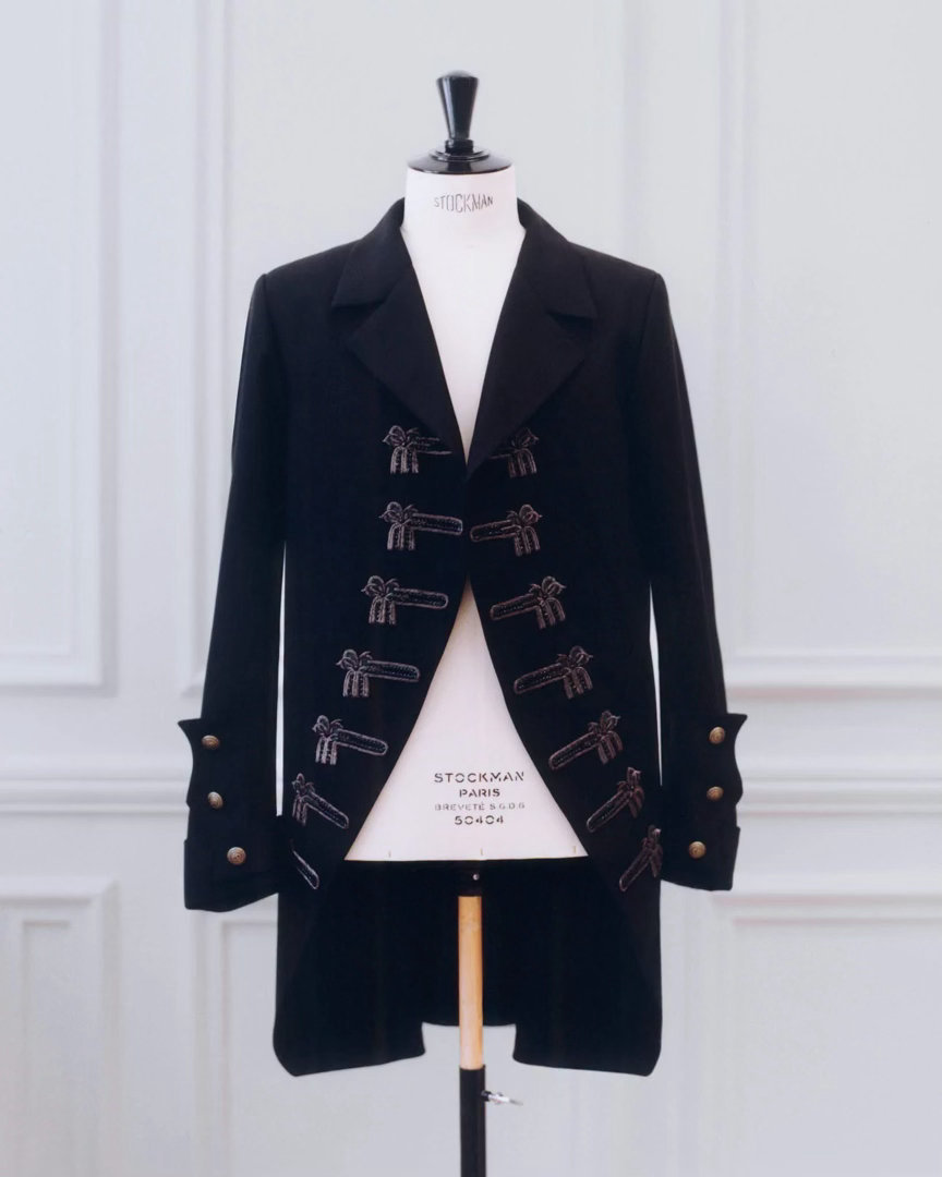朴智旻｜Dior全球品牌大使 JIMIN 身穿 custom Dior 特别定制