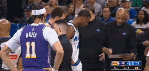 湖人读秒三分绝杀魔术秘密曝光，魔术战术被提前窃听？
湖人神奇击败魔术之后，美媒曝