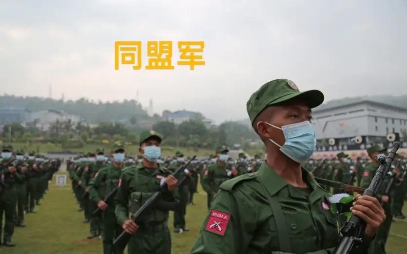 6月17日-1同盟军在敏昂莱开启外访当天释放近200名缅军战俘     人民防卫