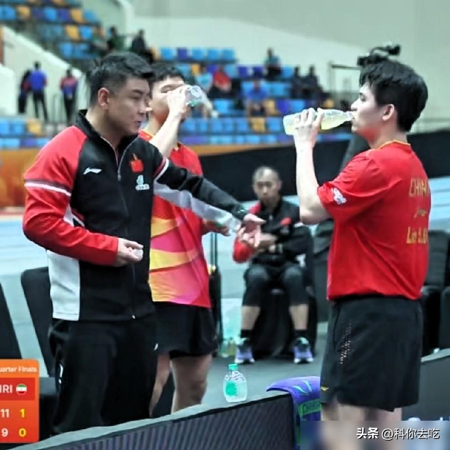 林诗栋3-1领先，被日本人连扳三局，直接干沉默了。家门口作战，打成这样，谁能想到