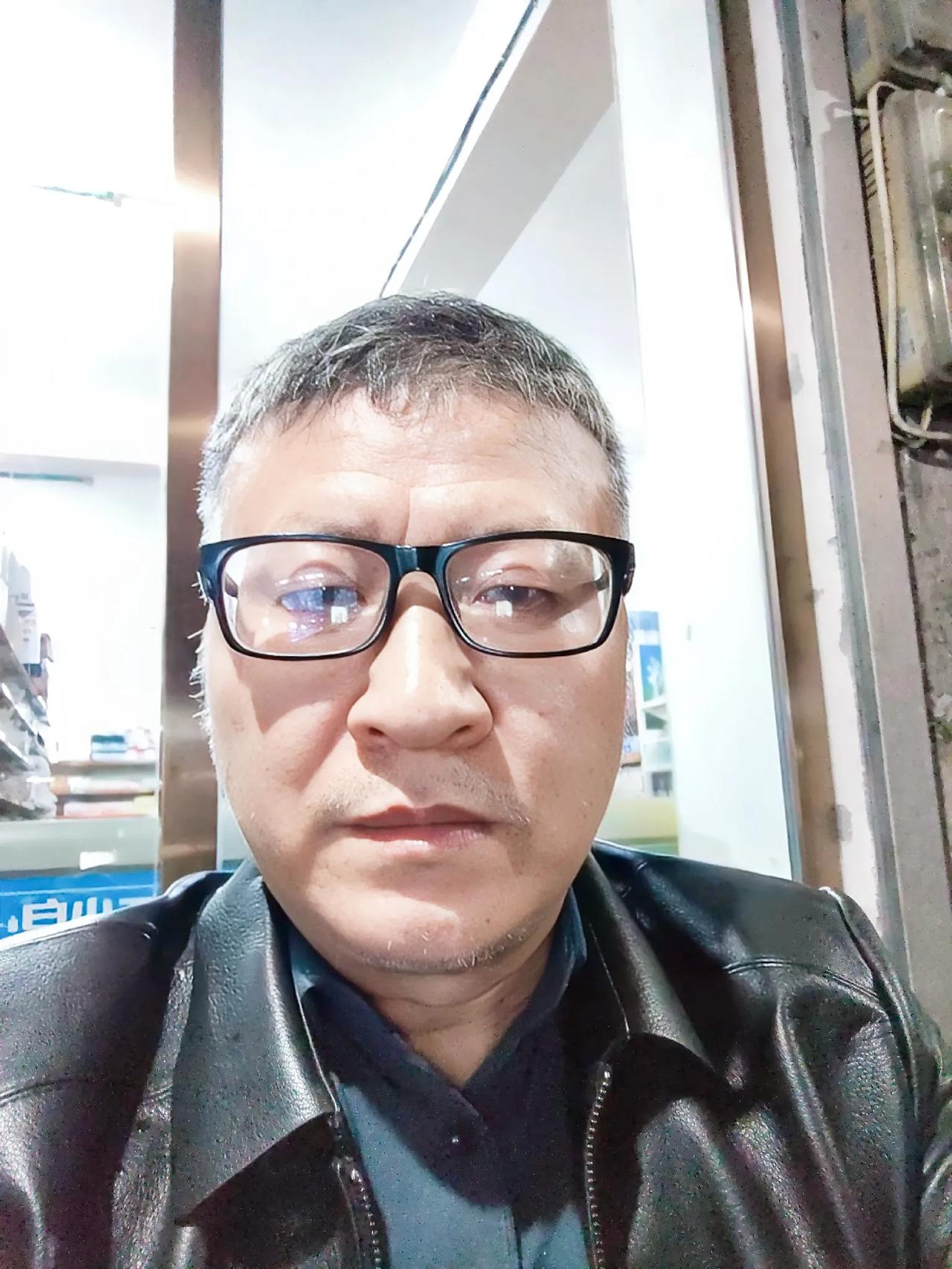 《小萧社会观察：压垮骆驼的根本就不是那最后一棵稻草》出了问题总有人千方百计的找理
