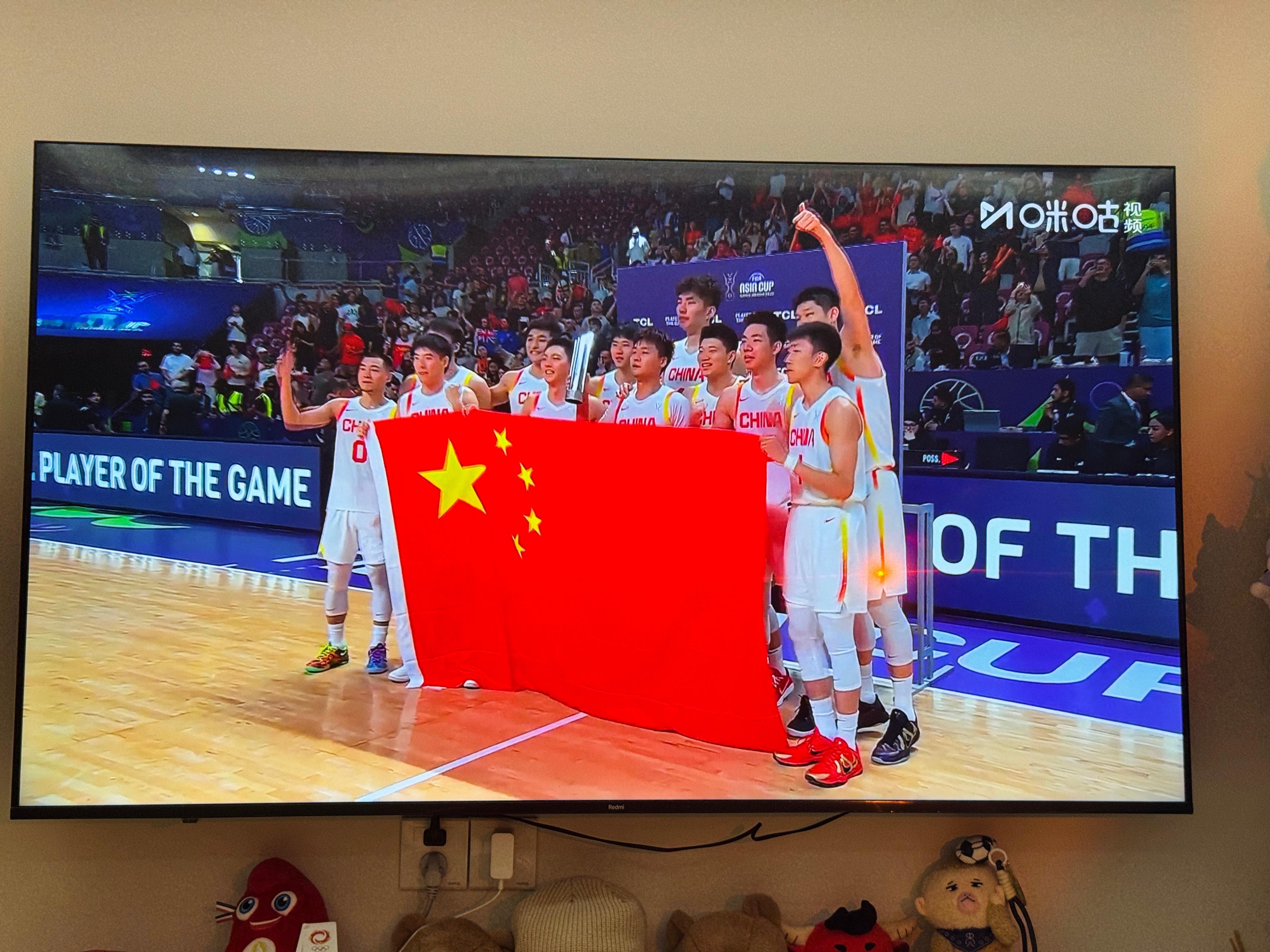 兄弟齐心！其利断金！！！！！！！这支中国男篮真的太棒了 决赛我们来了[泪]🇨?