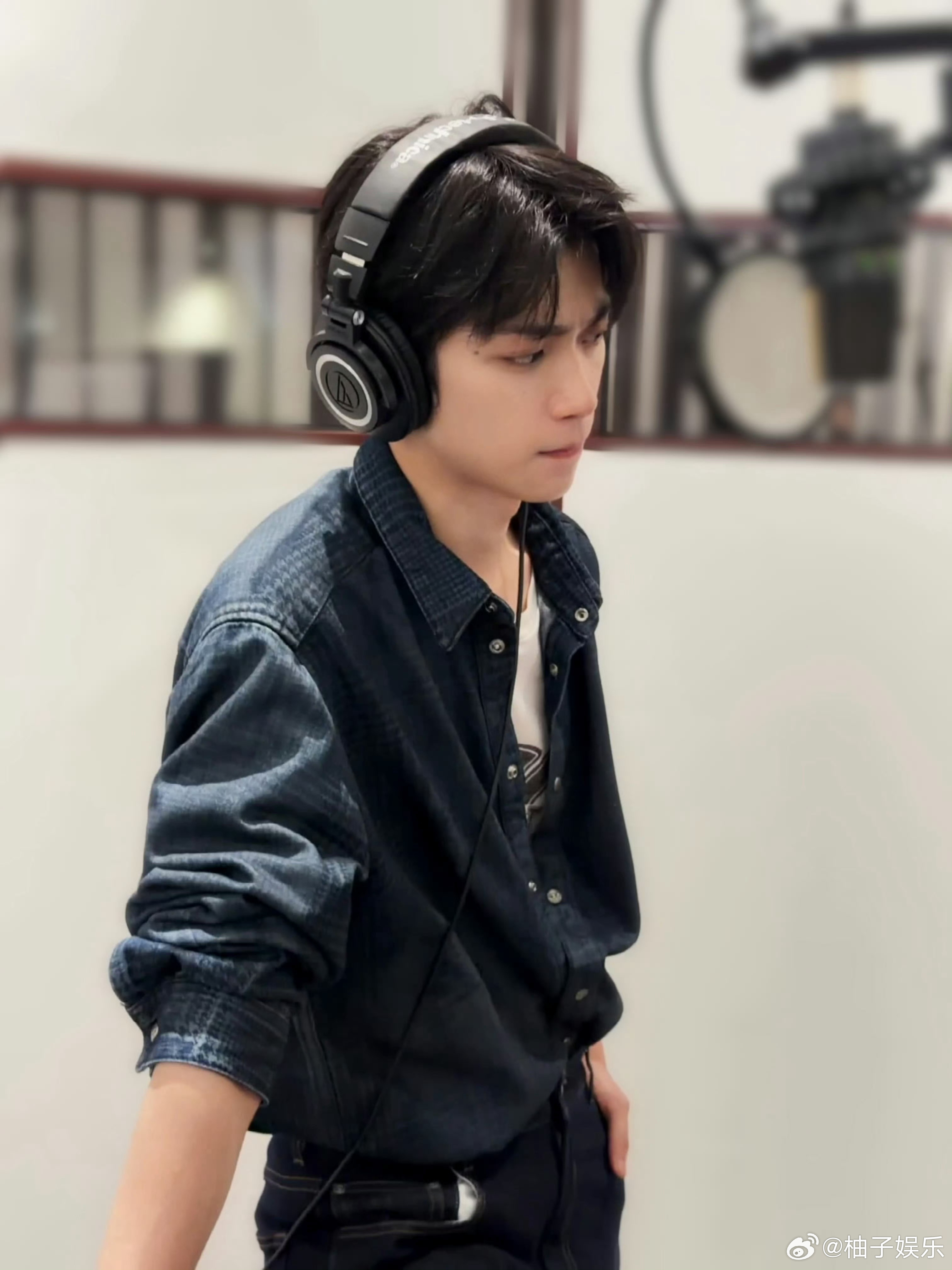 梓渝课间休息live 梓渝课间休息live，好嫩啊，这个梓渝每天都在努力呀