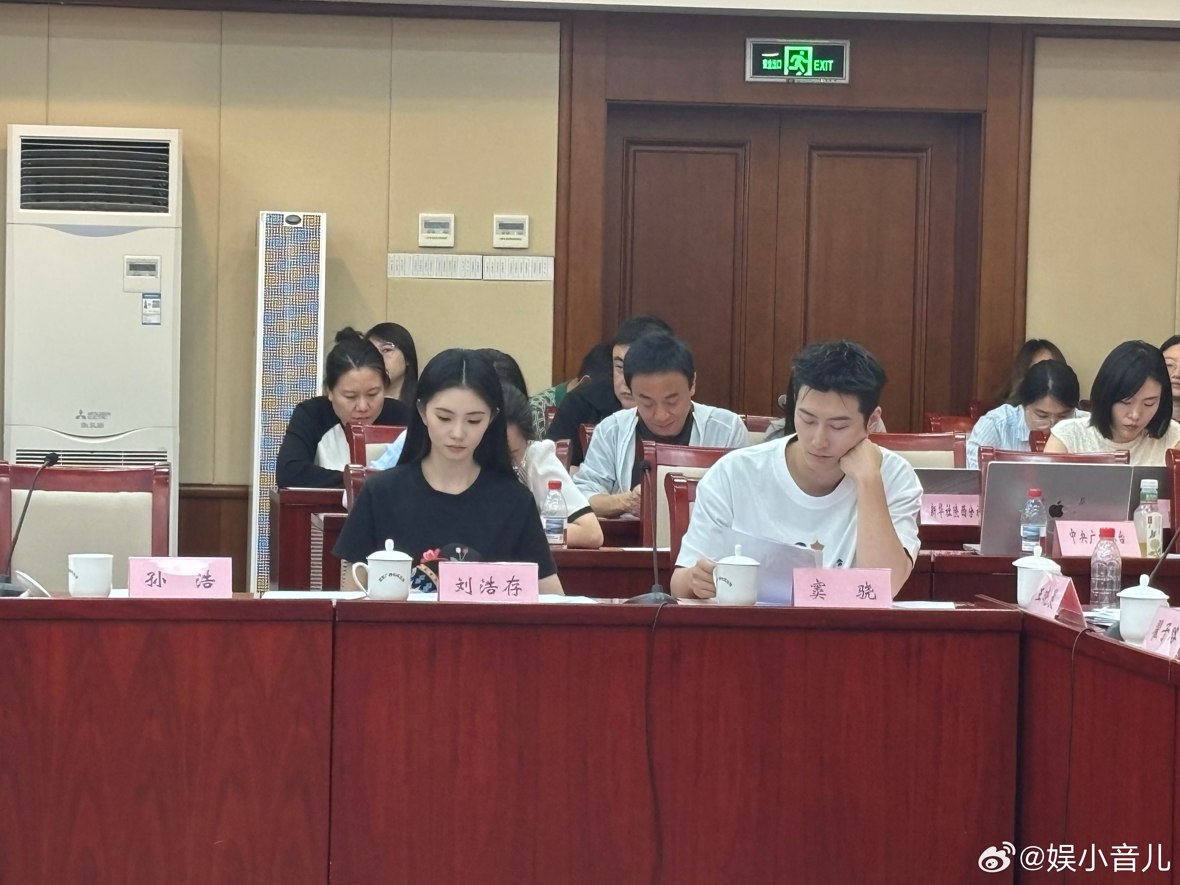 主角爆尾效应 看着主创们眼里的光，就知道他们有多爱这些角色。《主角》用最真诚的态