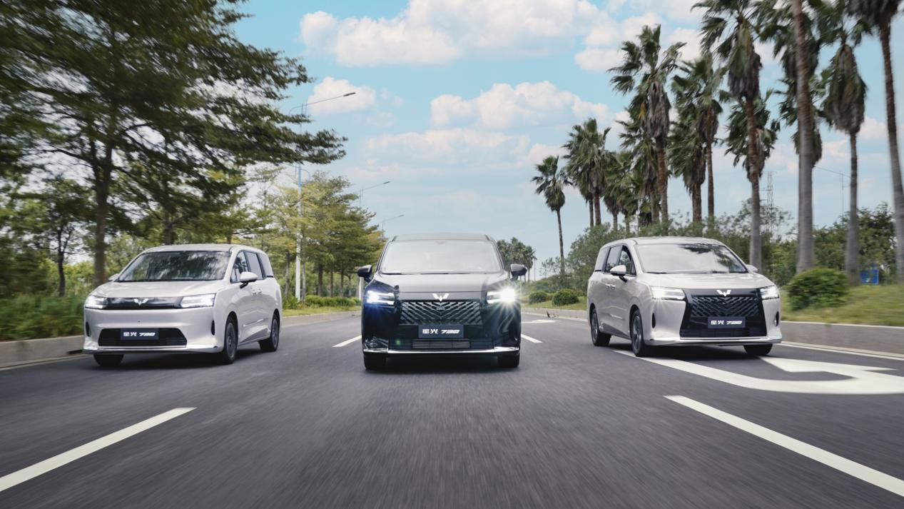 真快星光730自11月上市以来表现强劲，累计交付11280台，接连荣获华輅奖“年