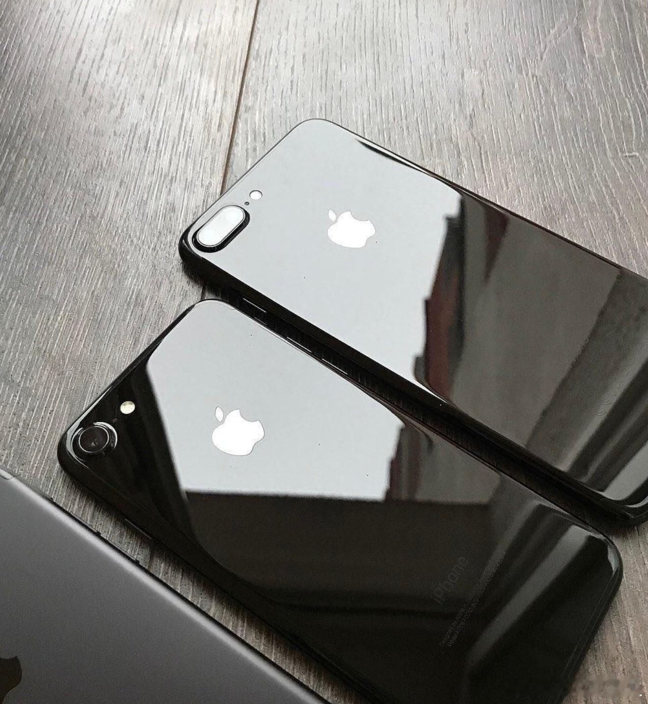 苹果已将iPhone 7Plus和iPhone 8列入了过时产品，至此，Home