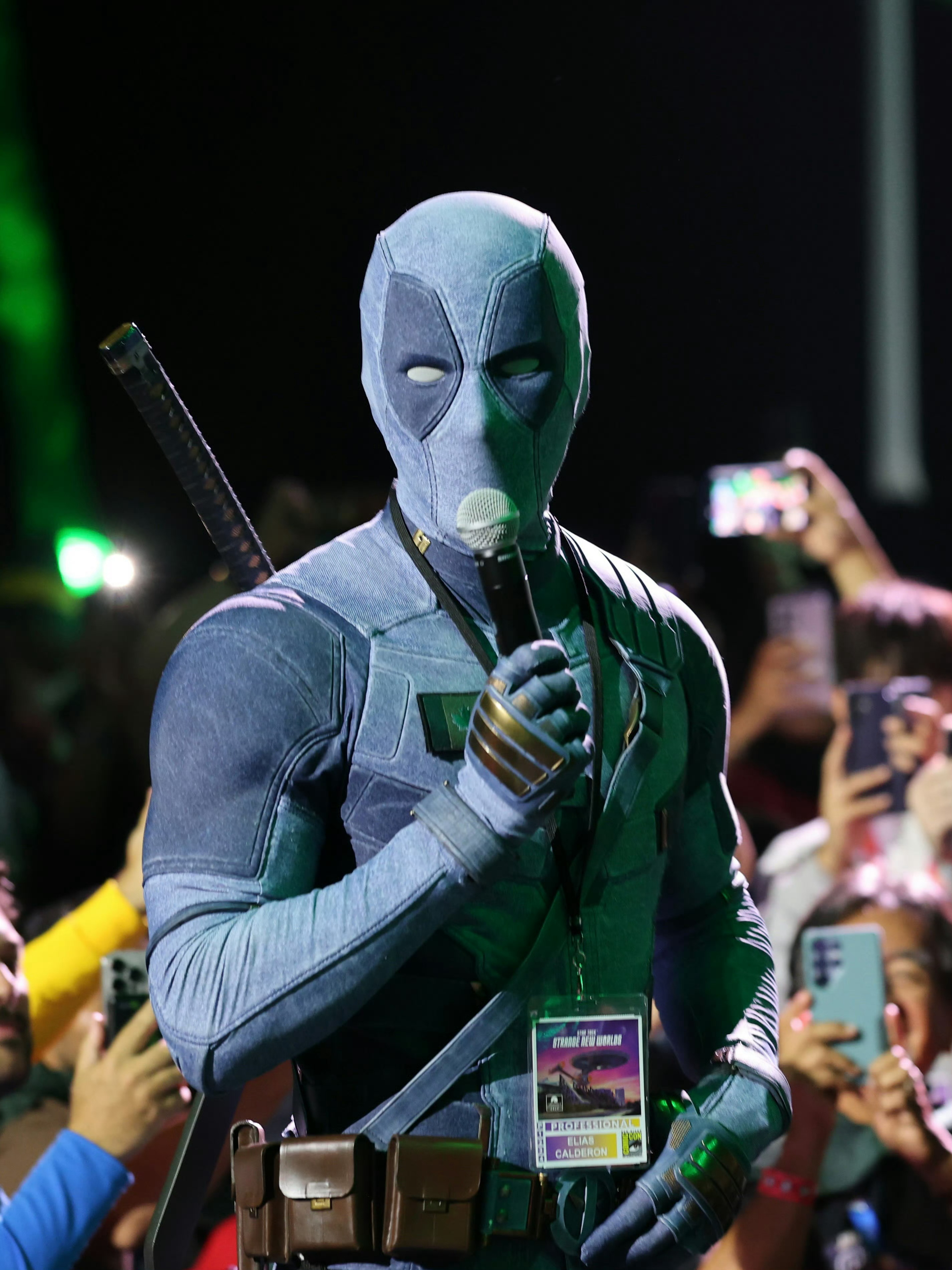 有人怀疑今天的死侍不是RR本人？有图为证 sdcc