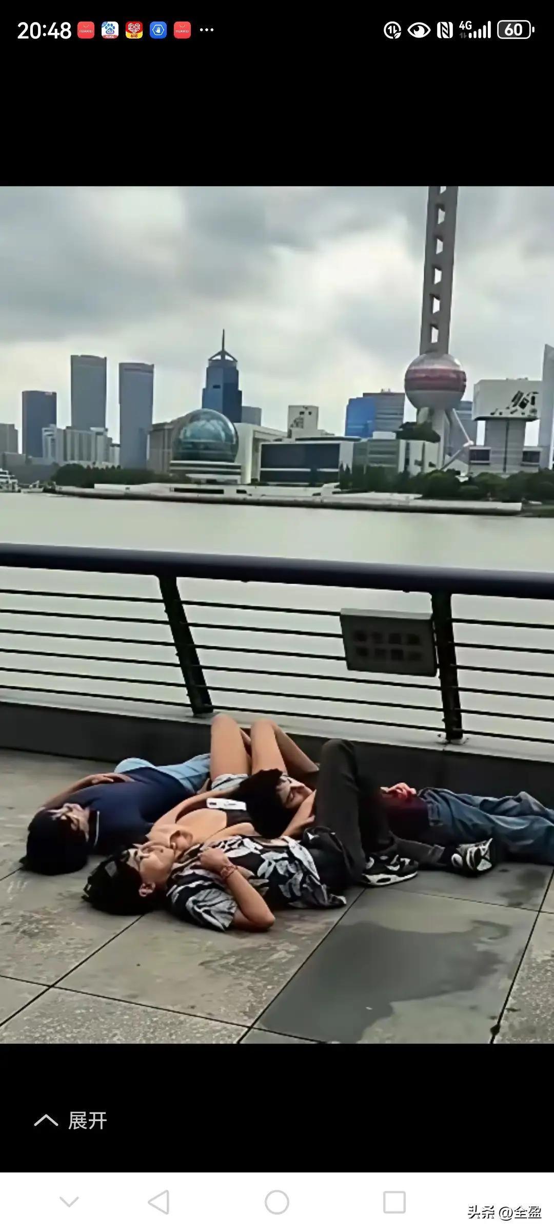 也许在印度人看来，只要能来中国，不需要什么房间，不需要什么被褥，不需要什么空调，