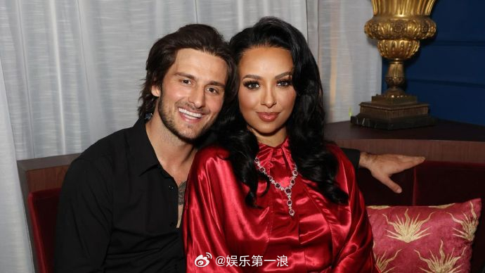 吸血鬼日记邦妮演员当妈 《吸血鬼日记》“邦妮”扮演者Kat Graham官宣当妈