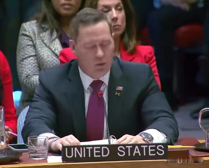 🔻沃尔兹在联合国说：“美国对委内瑞拉发起的是一次特别执法行动，针对两名被美国起