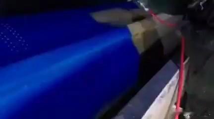 伊朗革命卫队还真是善于听取群众呼声
为了满足一名伊朗男孩的愿望，革命卫队把一枚导