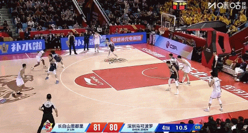 CBA[超话] 外线失准！姜伟泽虽有7板12助 但投篮14中3&三分仅10中2 