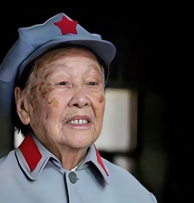 她真想一头撞死，被扔进西宁的大仓库里，每天都有不同的男人来糟蹋她。可是一摸肚子，