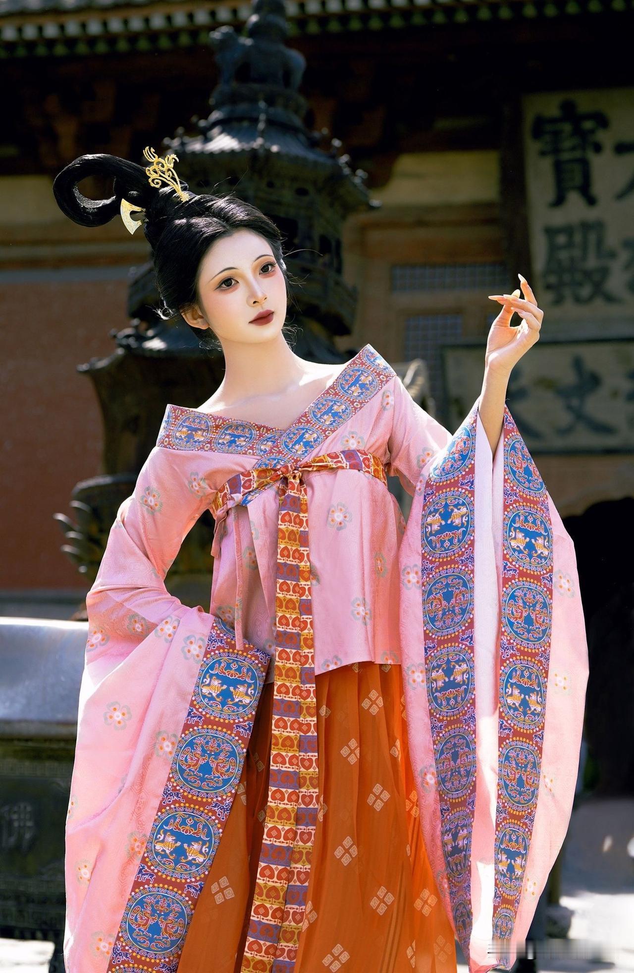 老祖宗最顶级的审美在汉服 华严寺大同旅游 东方美学