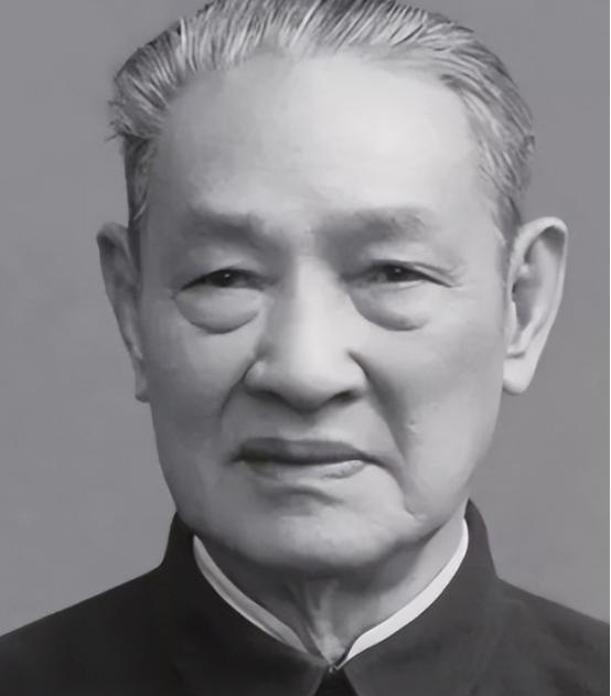 陈明仁起义前开价要官，起义后部队叛变一多半，四野首长无奈苦笑

1949年8月，