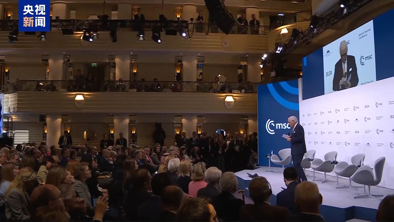 美国也委屈
第62届慕尼黑安全会议当地时间15日闭幕。美欧关系是这届慕安会的核心