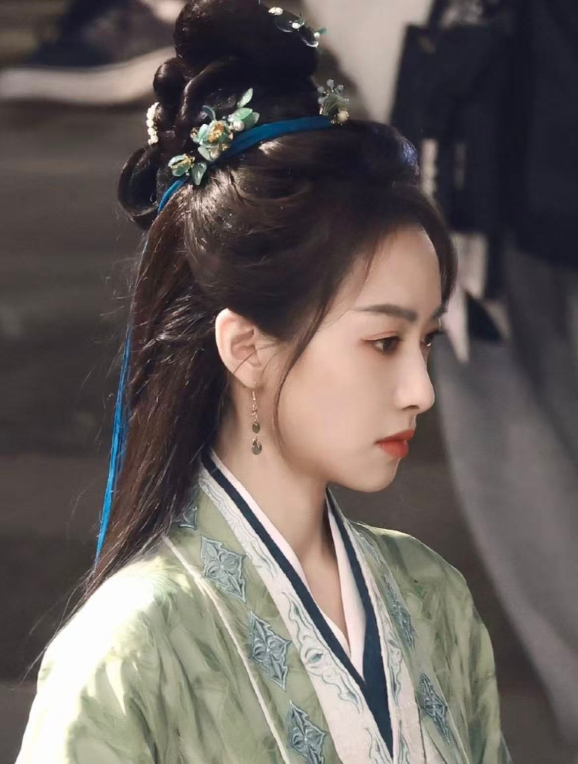 第一个维多利亚也是唯一的一个维多利亚！争气努力并且一直低调！宋茜太符合这一形象！