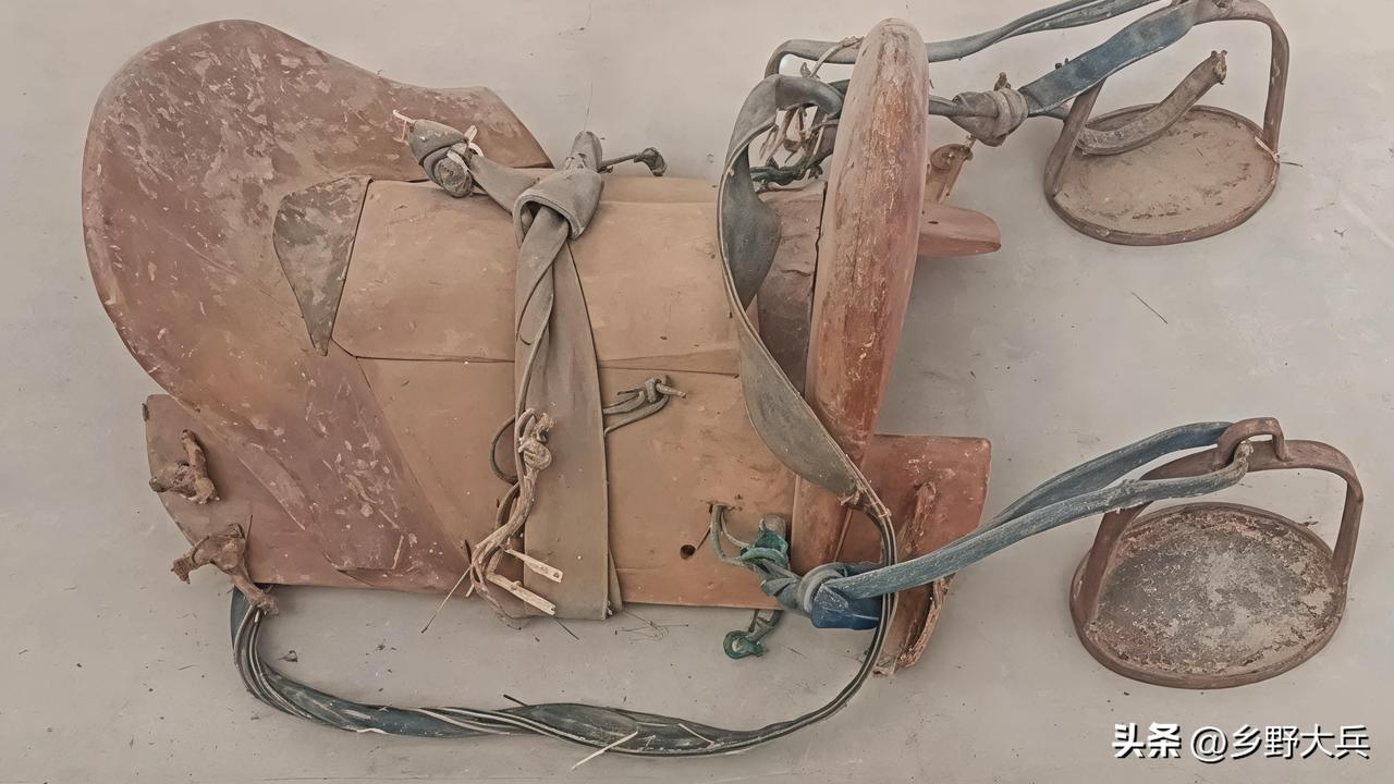年代久远的老物件，认识的人都并不多，至少有95%的人都没有见过，不知道以前它有什