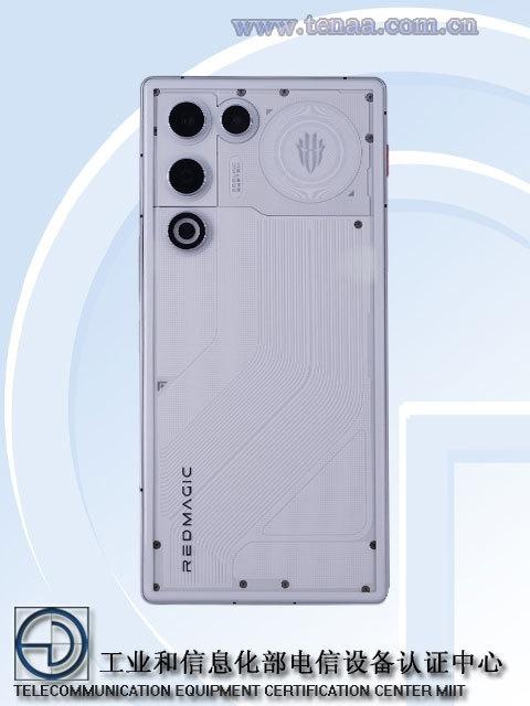 【红魔11 Air明年1月发布】据数码博主最新透露，红魔11 Air确定将在明年