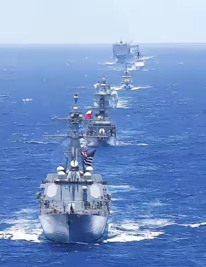 评《日本连夜抗议，反而透露一个危险的信号》
 
日本这事办得实在不地道，自己派军