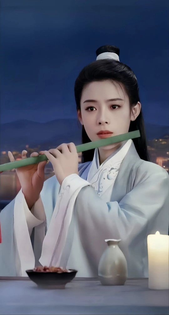 陈丽君 祝姑娘路透看完祝姑娘路透，终于懂为什么大家都说她是天选祝缨。褪去越剧戏台