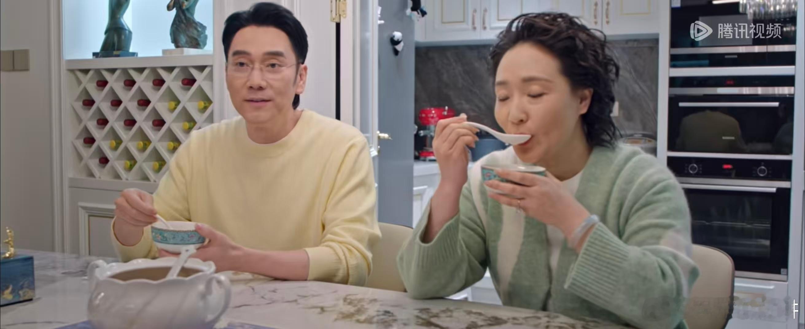 以为是林依轮 还真是林依轮 看到《骄阳似我》的姜平，还以为自己认错人，怎么看都像