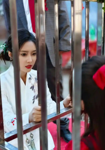 红果内容总预算预期增加40%短剧行业迎来全新创作模式！海量厂牌与主创直面观众，实