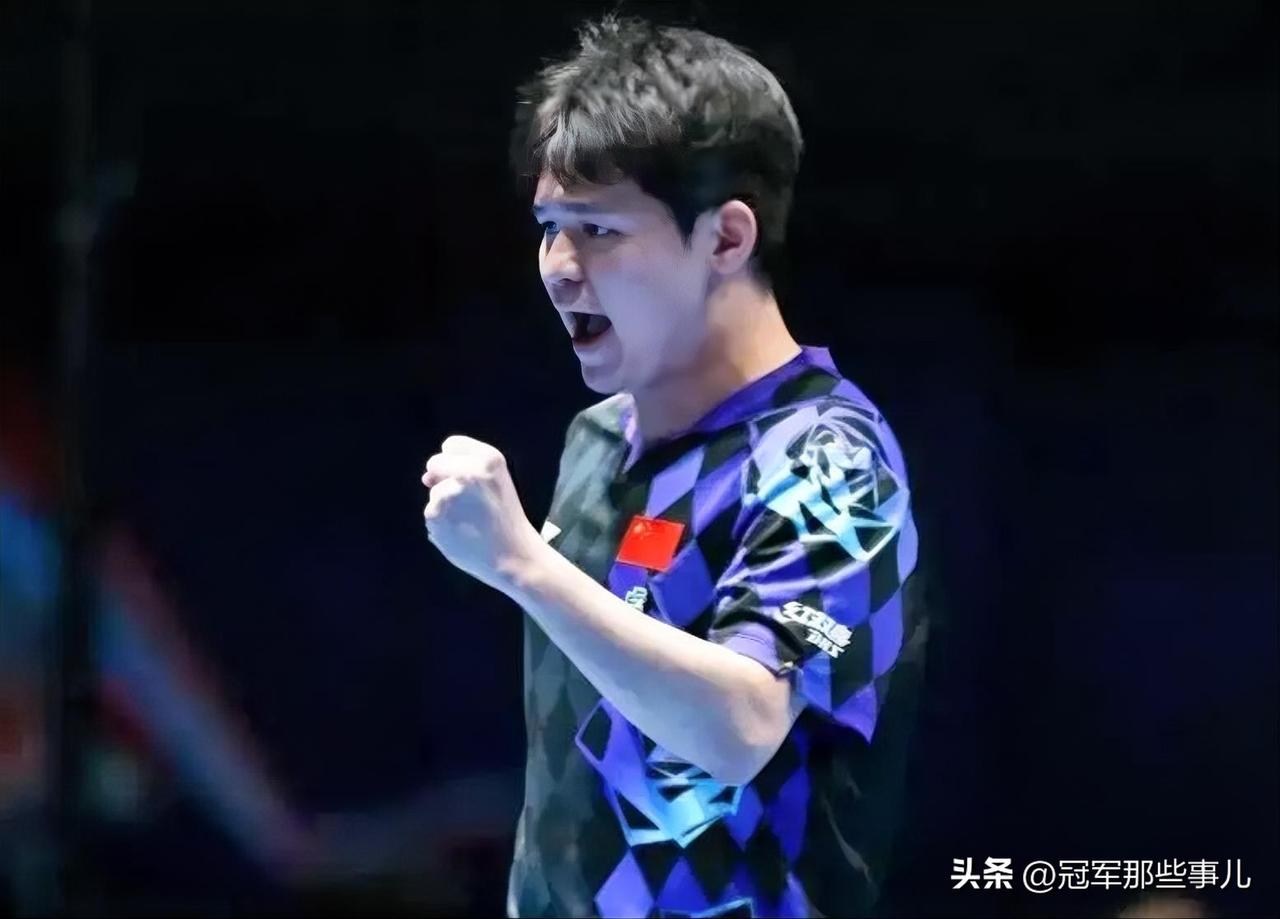 6月22日，国乒青年梯队兵分两路。林诗栋、温瑞博、黄友政，加上陈垣宇，四个人从斯