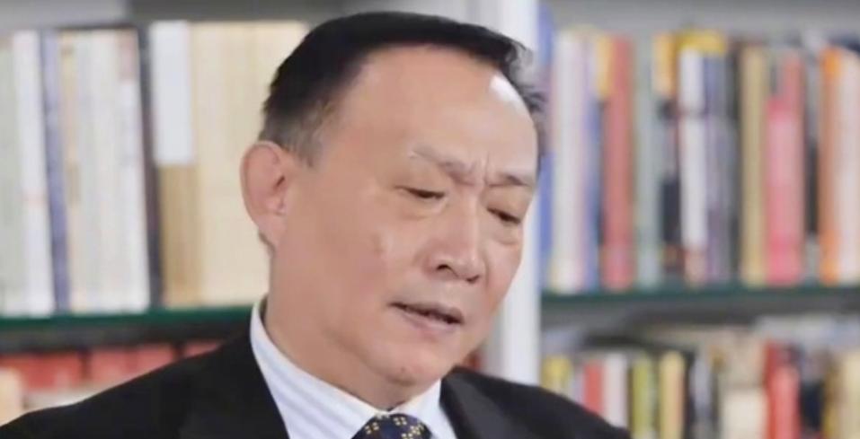 卢麒元日前抛出一句分量极重的预判：“整个阿拉伯世界恐怕要翻篇了，百年一遇的大变局