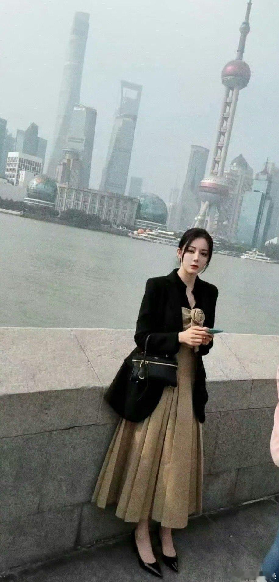 迪丽热巴新剧正脸路透迪丽热巴正脸路透迪丽热巴正脸路透，好美，[舔屏] ​​​