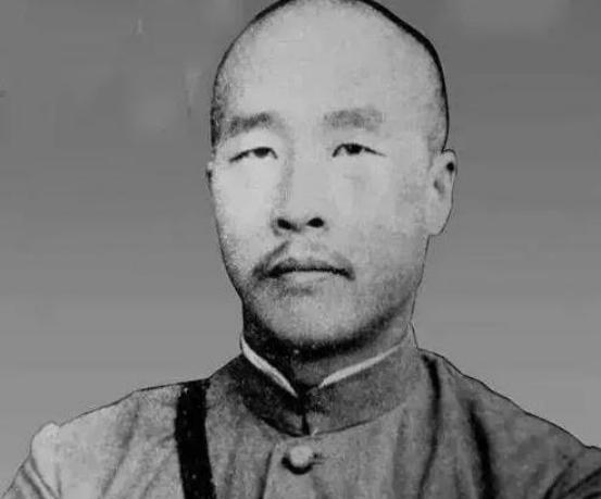 1930年，刚从南京返回胶东的刘珍年，野心勃勃地跟心腹说了一番豪言壮语，却没承想