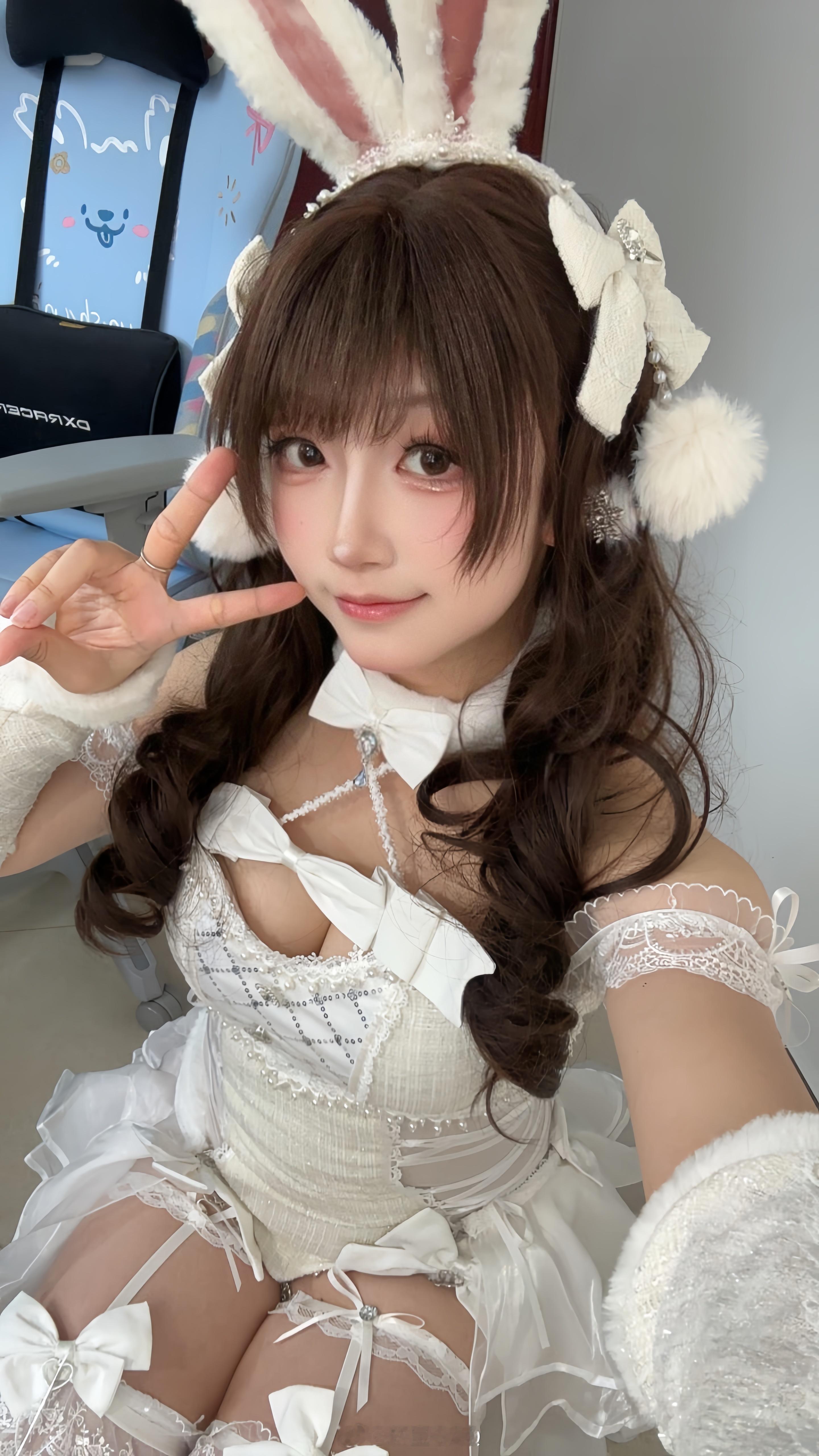 次元心动企划二次元cos大赏 🐰～衣服感谢：