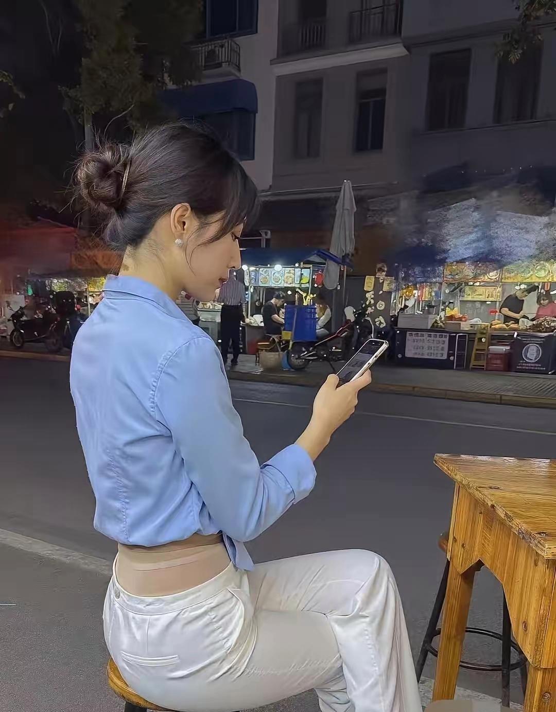 裤里丝越来越流行了，既不能保暖，又不能降温暖，为什么火起来了