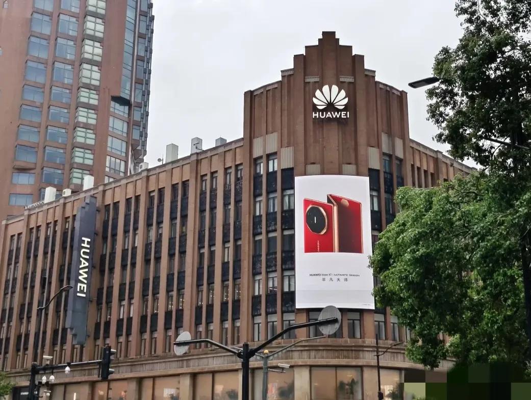 都学“坏”了。
华为不上市，大疆不上市，现在连那个猛得一塌糊涂的AI新贵Deep