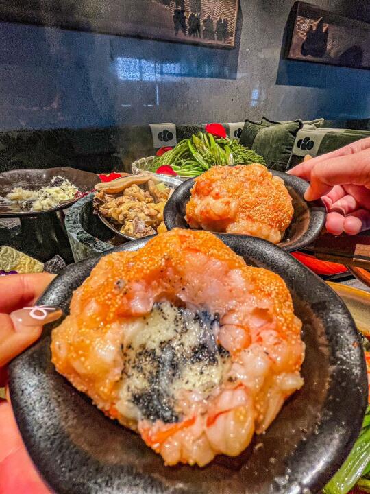 乐峰！！吃到史上巨大黑松露虾滑球！❤️