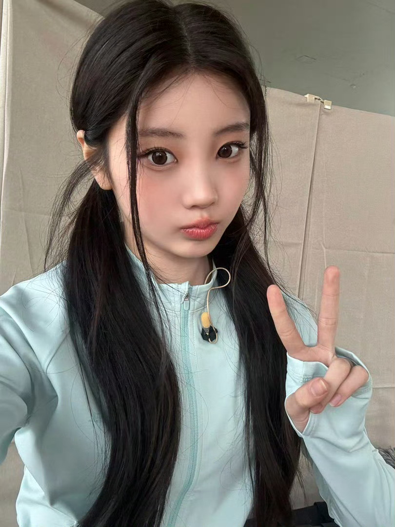 李沅禧Wonheeの自拍集🧸🍰🍥 