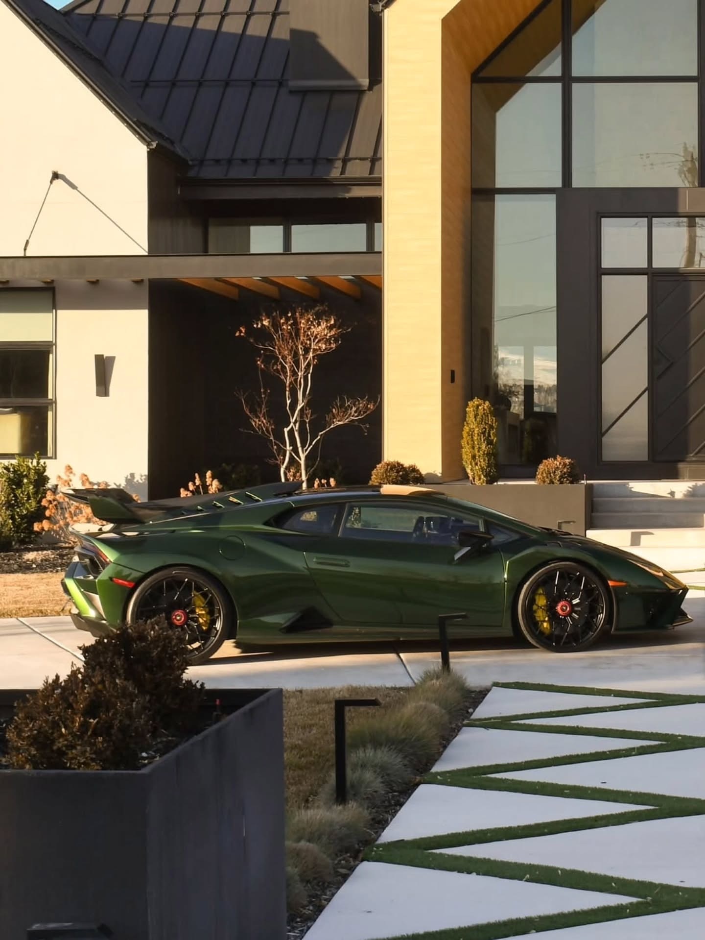 Car时尚  绿豹Ermes SVJ. 🐊..兰博基尼aventador豪车超