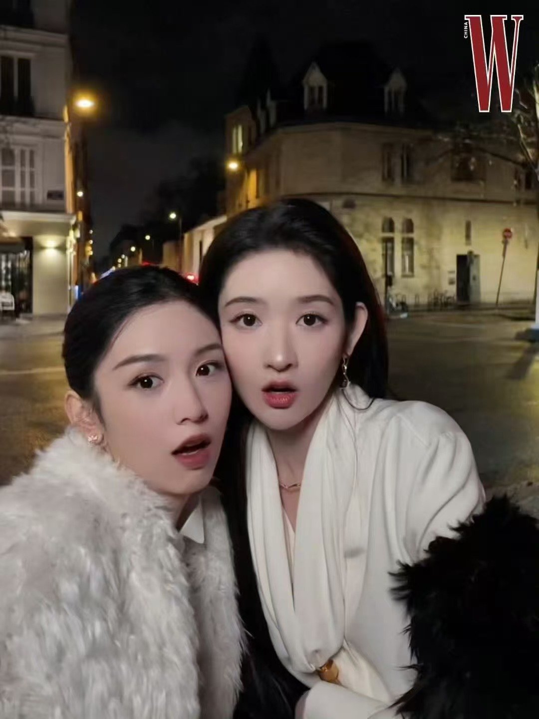 周也王玉雯合体成功周也王玉雯合体看秀好闺闺合体成功！ 