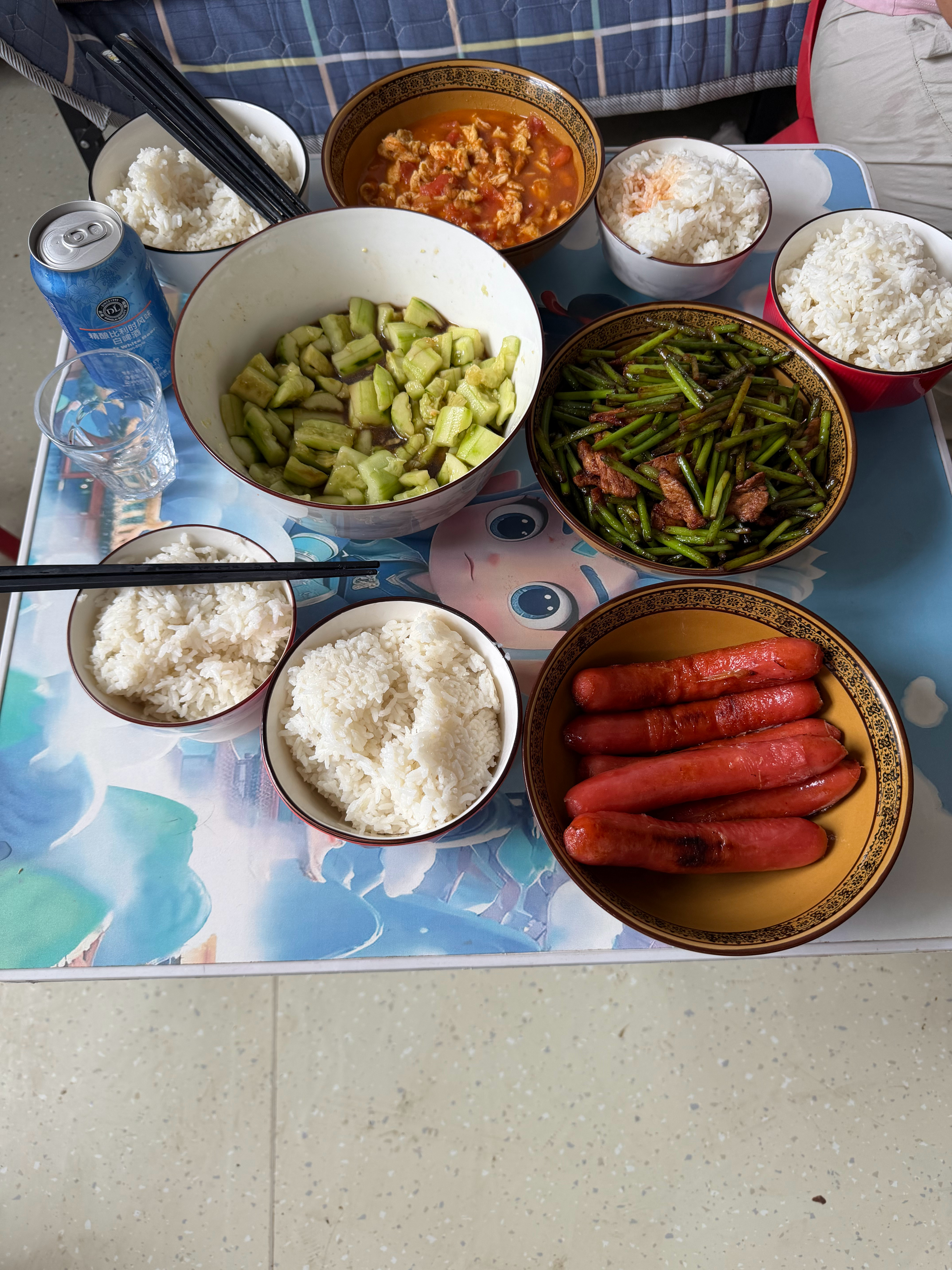 平常不吃米饭，大多数吃馒头，今天主要是小孩想吃蒸米了 