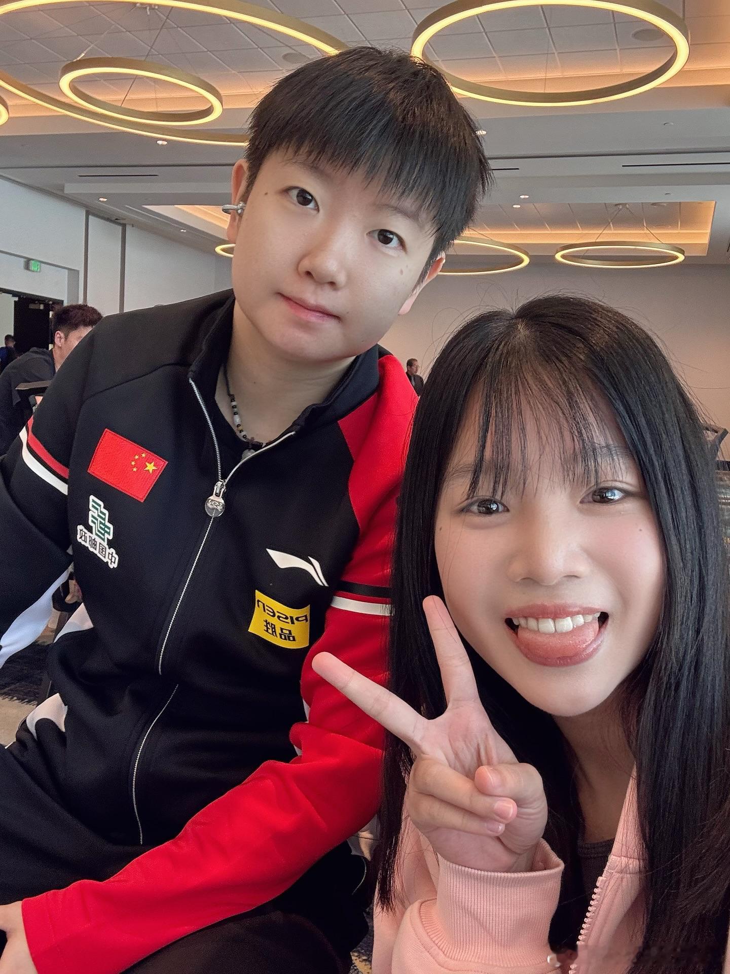 尼莫（tpe的陪练小姐姐）发了和孙颖莎、简彤娟、林昀儒、长崎美柚、西蒙·高茨、高
