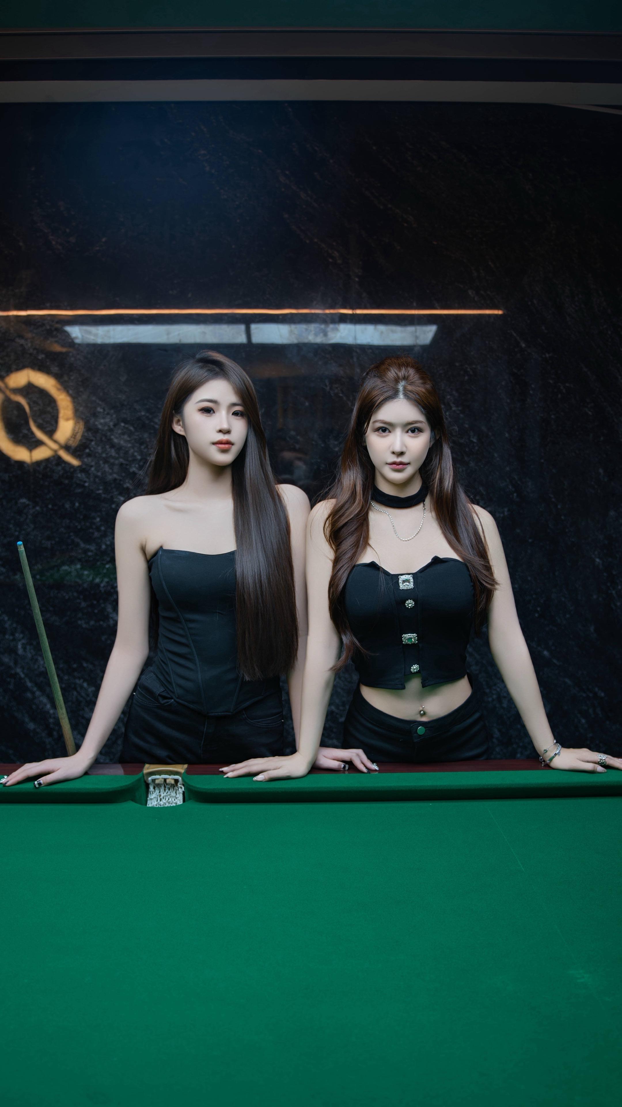 两道选择题，性感还是可爱，长发还是卷发    🎱