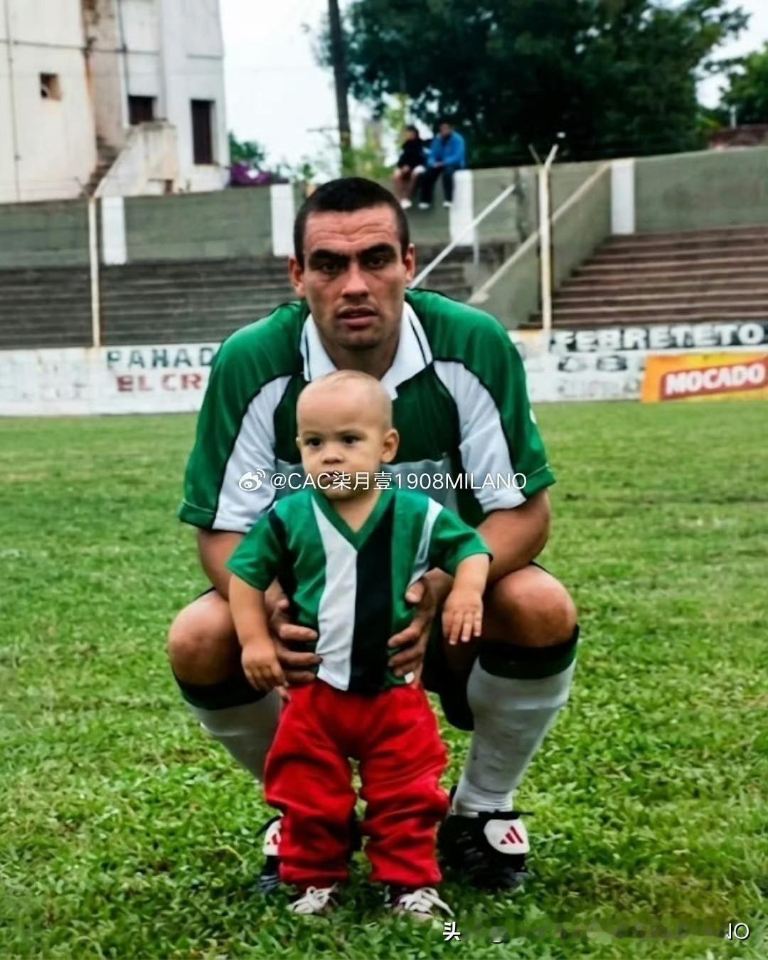 劳塔罗[允悲]💙🖤 ​​​