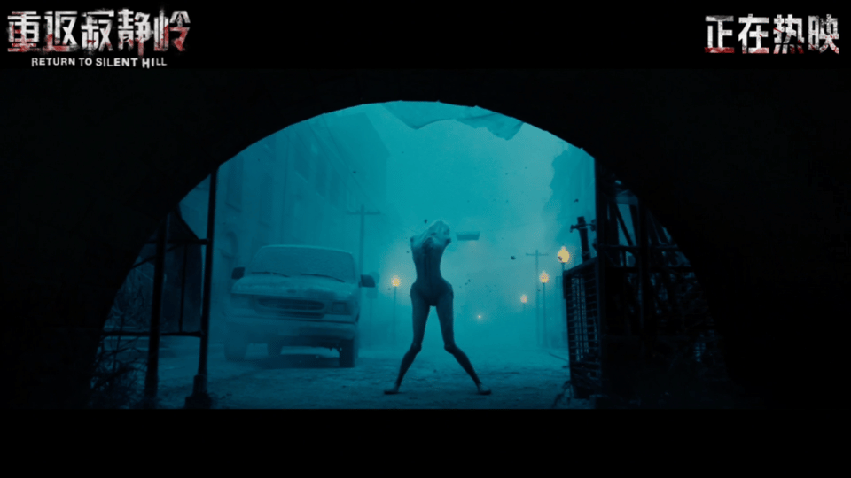 建议看重返寂静岭前慎做美甲 当护士军团扭曲奔跑时，请检查你的美甲折射率。最高规格