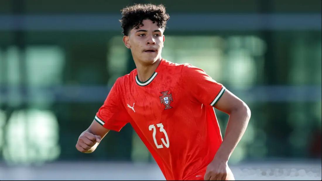 C罗儿子可能放弃代表葡萄牙出战英媒SportBible：C罗儿子迷你罗目前选择代