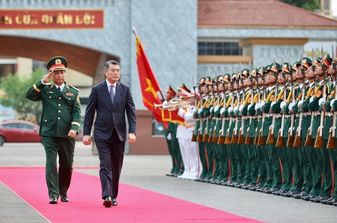 江湖救急！越南燃油告急，飞机扛不住，向中方发出求助。

美伊战争的持续冲突，不仅