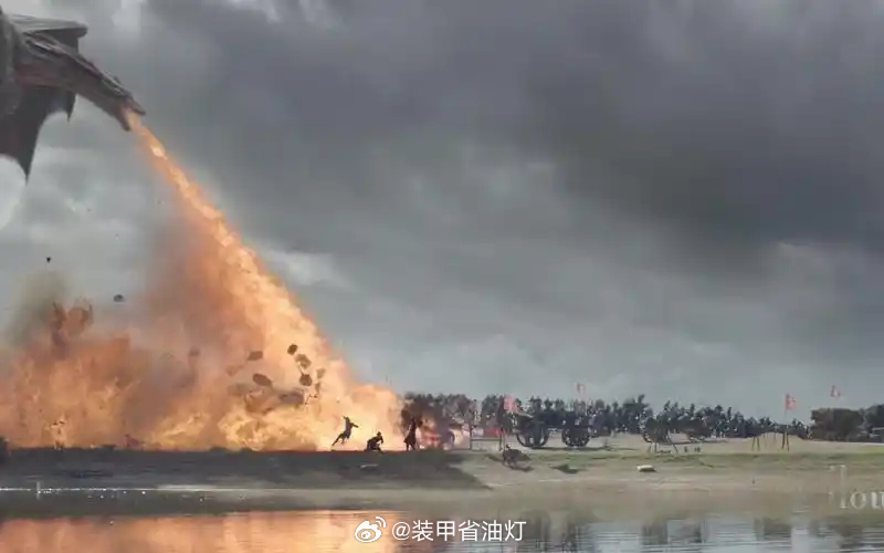 哈梅内伊遇害就这么被斩首了？行了，伊朗这个拧巴国家可以不用拧巴了，伊朗的自由派们