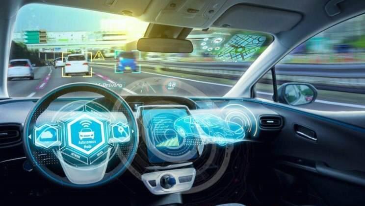 中国无人驾驶重卡亮相英国最大港口，背后竟藏着一位“英国通”！

嘿，朋友们，最近