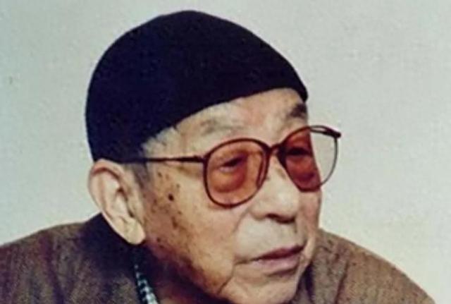 谁能想到，张学良活到101岁临终前，竟然亲口戳破了一个骗了世人半个多世纪的谎言。