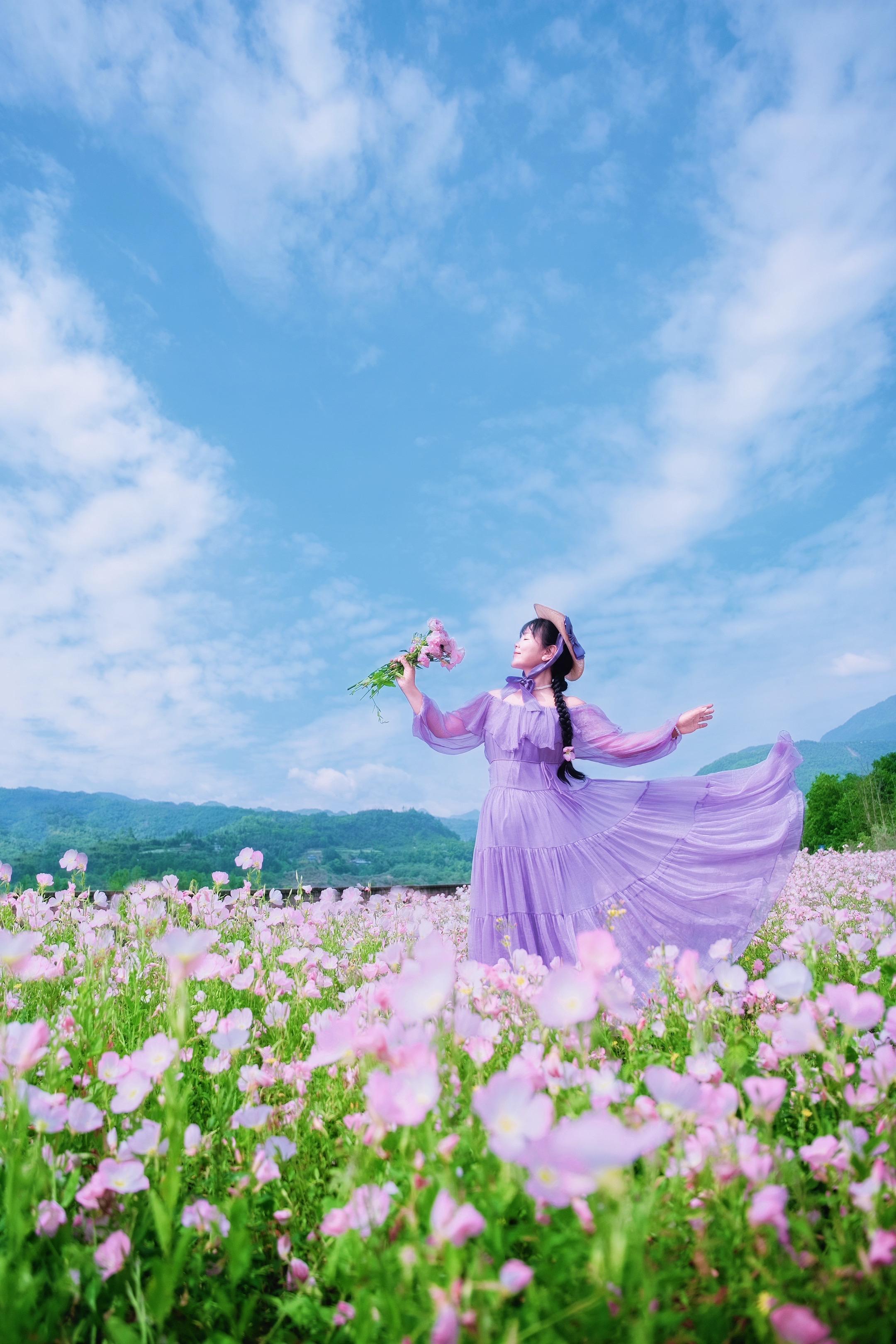 被这片温柔的月见草包围了～🌸🍃。
